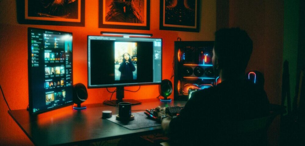 How to create a dark mode website in 2026?