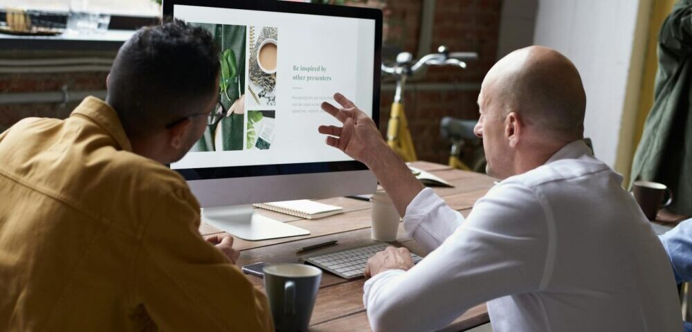 What should I look for when hiring a web designer in Melbourne?